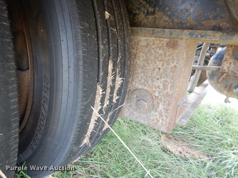 image for item HT9408 2005 Trail King TK110HDG543  lowboy equipment trailer