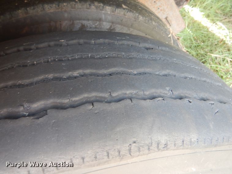 image for item HT9408 2005 Trail King TK110HDG543  lowboy equipment trailer