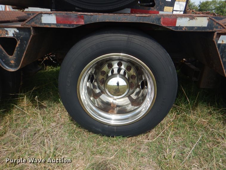 image for item HT9408 2005 Trail King TK110HDG543  lowboy equipment trailer