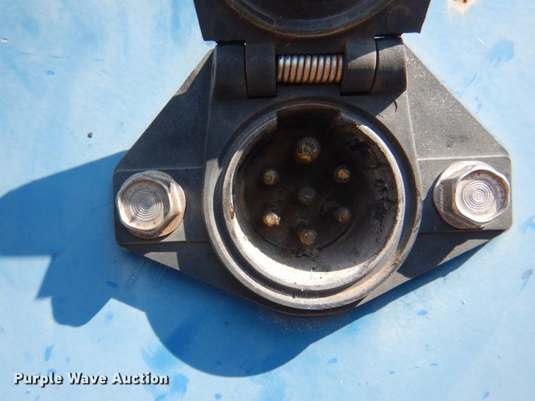 image for item HT9413 2007 Transcraft TL-2000  flatbed trailer