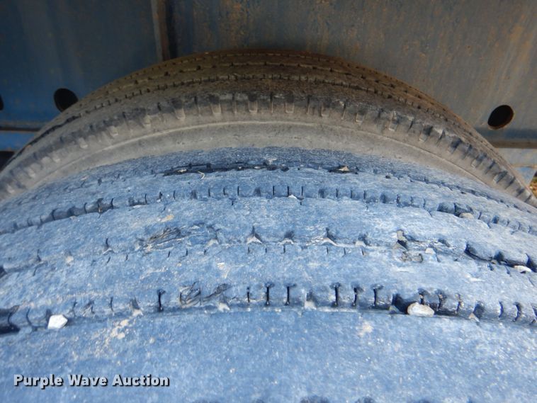 image for item HT9413 2007 Transcraft TL-2000  flatbed trailer