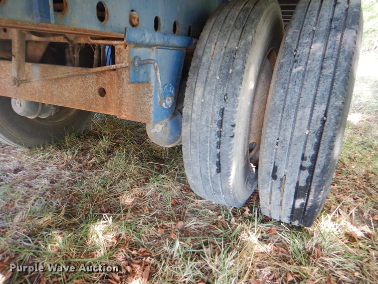 image for item HT9413 2007 Transcraft TL-2000  flatbed trailer