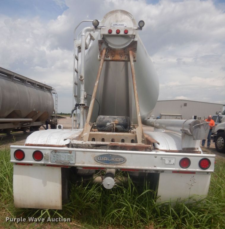 image for item IN9520 2000 Stephens  pneumatic dry bulk trailer
