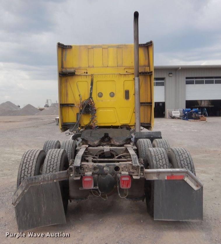 image for item IN9521 2011 International ProStar  semi truck