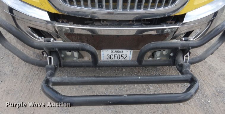 image for item IN9521 2011 International ProStar  semi truck