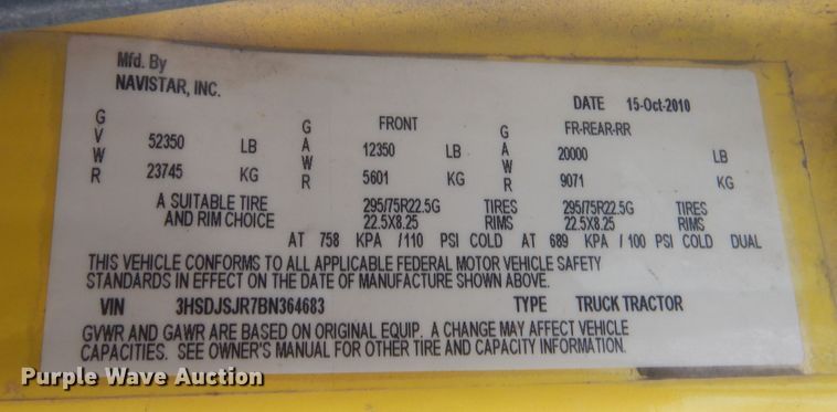 image for item IN9521 2011 International ProStar  semi truck