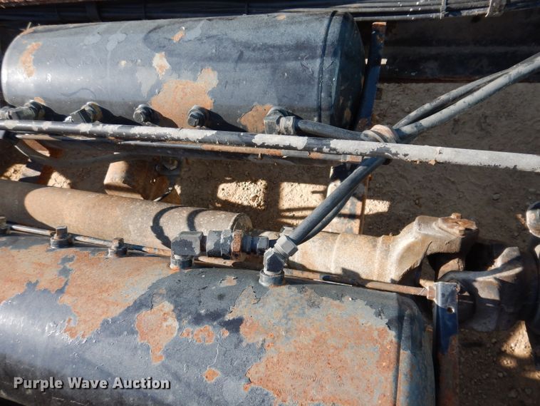 image for item IN9974 1992 Western Star 4864F  truck cab and chassis