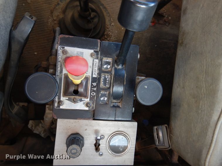 image for item IN9974 1992 Western Star 4864F  truck cab and chassis