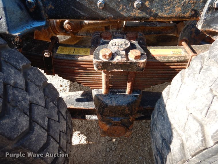 image for item IN9974 1992 Western Star 4864F  truck cab and chassis