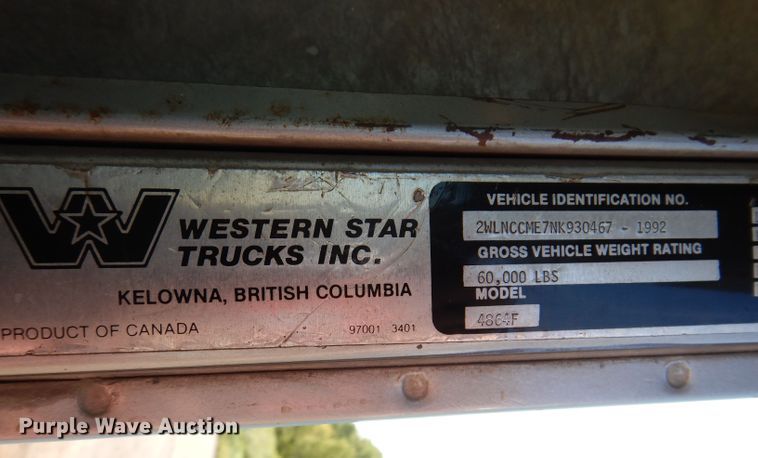 image for item IN9974 1992 Western Star 4864F  truck cab and chassis