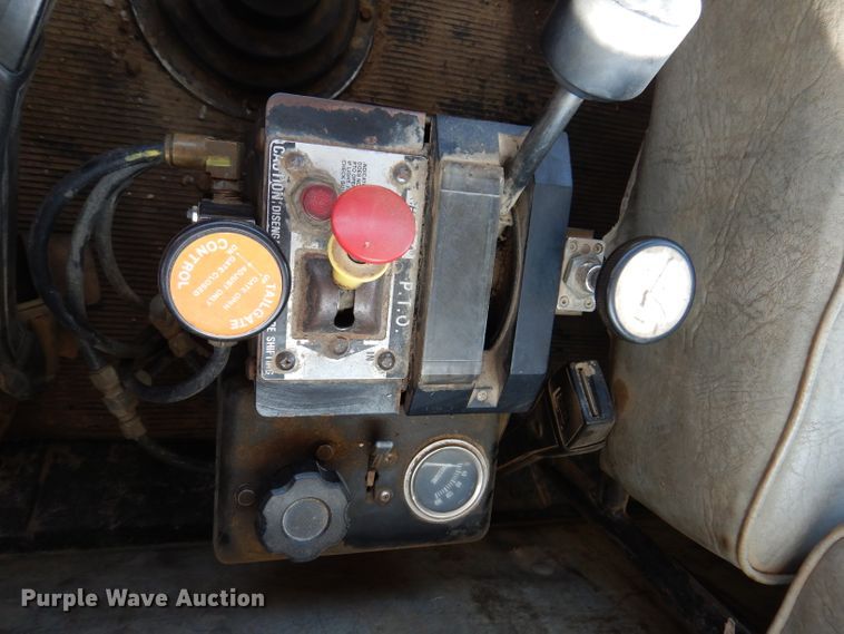 image for item IN9975 1992 Western Star 4864F  truck cab and chassis