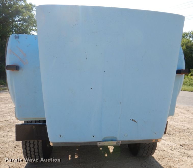 image for item IN9975 1992 Western Star 4864F  truck cab and chassis