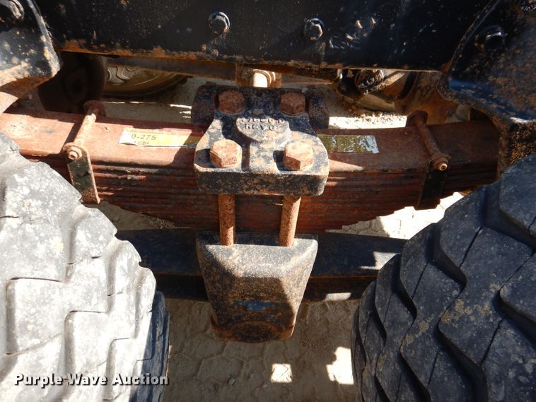 image for item IN9975 1992 Western Star 4864F  truck cab and chassis