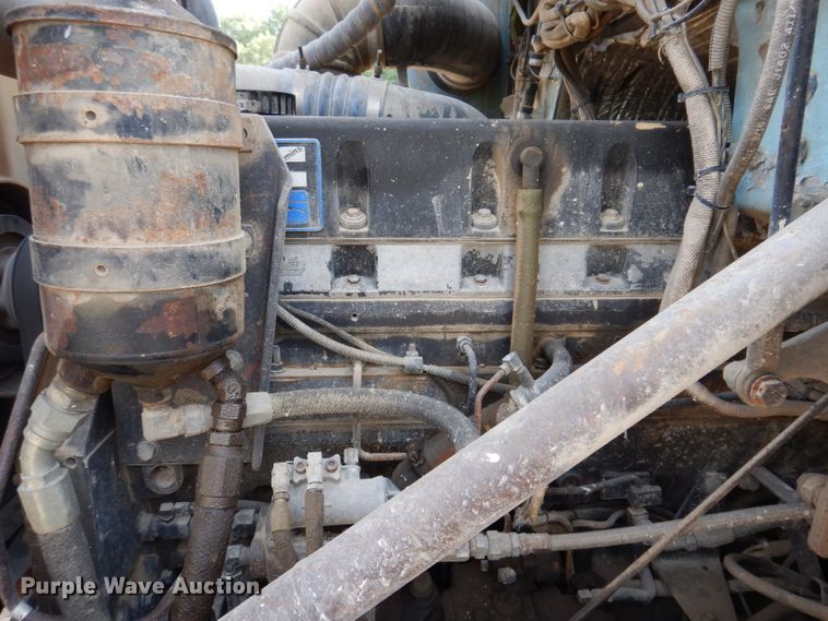 image for item IN9976 1992 Western Star 4864F  truck cab and chassis