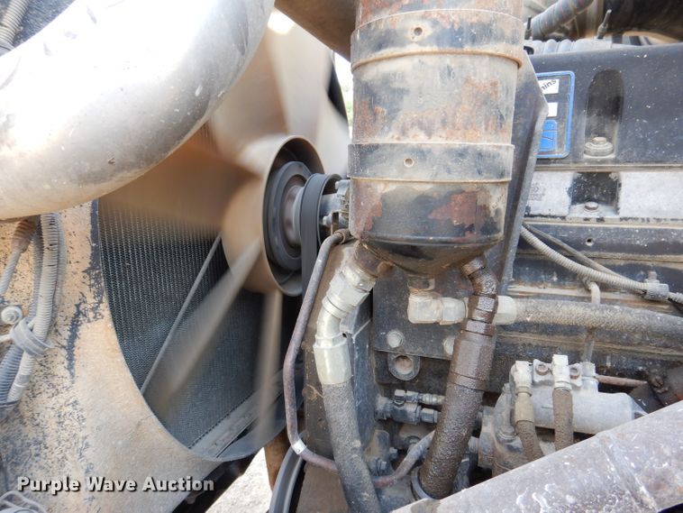 image for item IN9976 1992 Western Star 4864F  truck cab and chassis