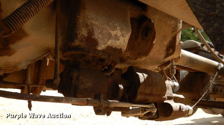 image for item IN9976 1992 Western Star 4864F  truck cab and chassis