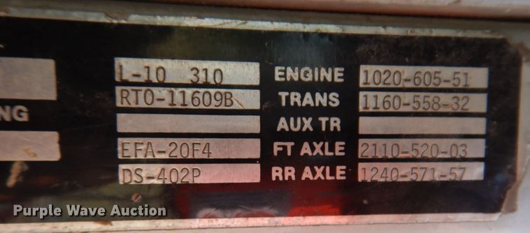 image for item IN9976 1992 Western Star 4864F  truck cab and chassis