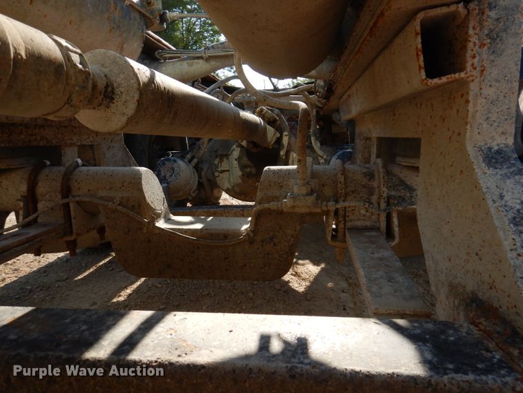 image for item IN9977 1992 Western Star 4864F  truck cab and chassis