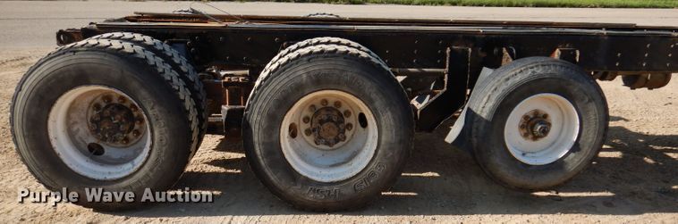 image for item IN9977 1992 Western Star 4864F  truck cab and chassis