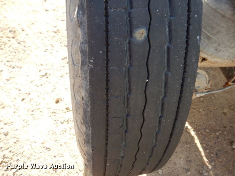 image for item IN9977 1992 Western Star 4864F  truck cab and chassis