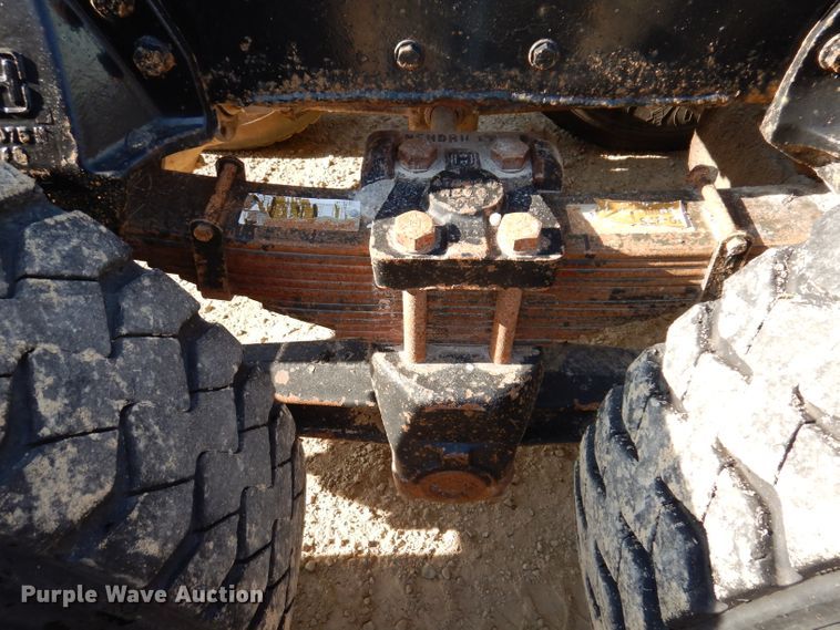 image for item IN9977 1992 Western Star 4864F  truck cab and chassis