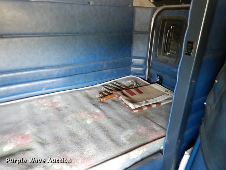 image for item IN9978 1996 Peterbilt 377  toter truck