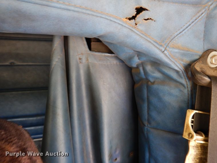 image for item IN9978 1996 Peterbilt 377  toter truck