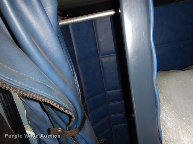 image for item IN9978 1996 Peterbilt 377  toter truck