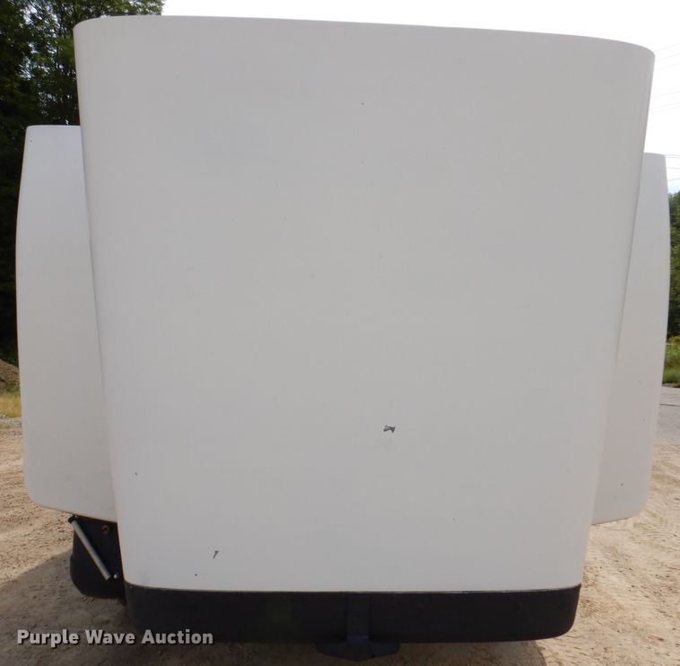 image for item IN9978 1996 Peterbilt 377  toter truck