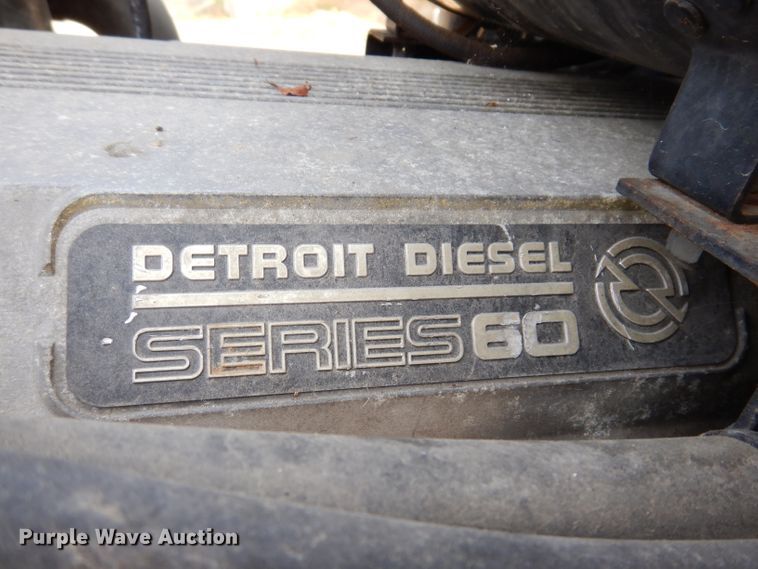 image for item IN9978 1996 Peterbilt 377  toter truck