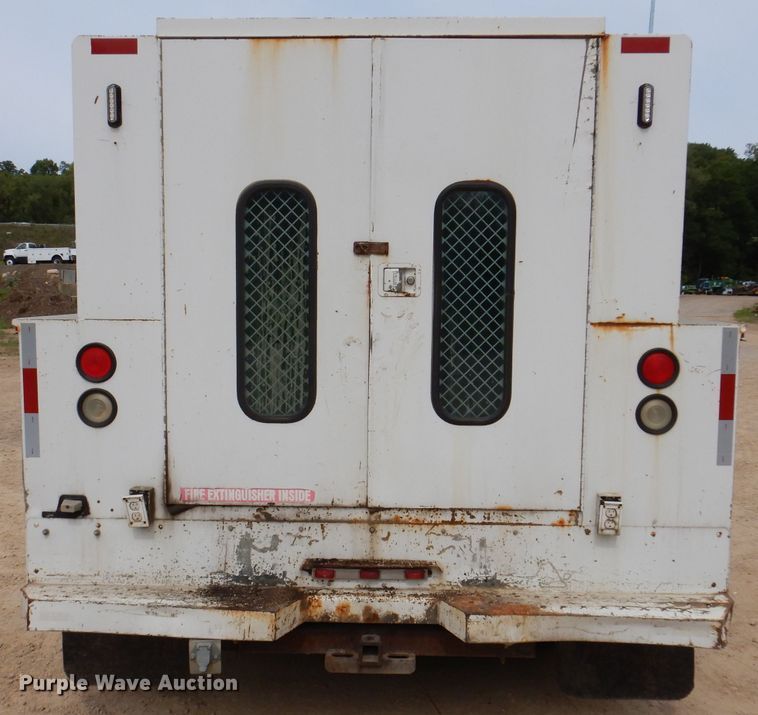 image for item IN9979 2006 Ford F550  utility / service truck