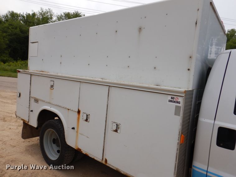 image for item IN9979 2006 Ford F550  utility / service truck
