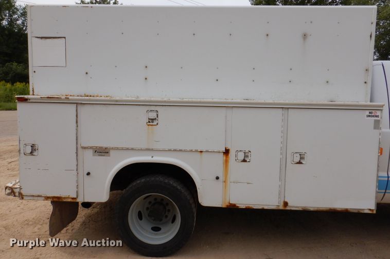 image for item IN9979 2006 Ford F550  utility / service truck