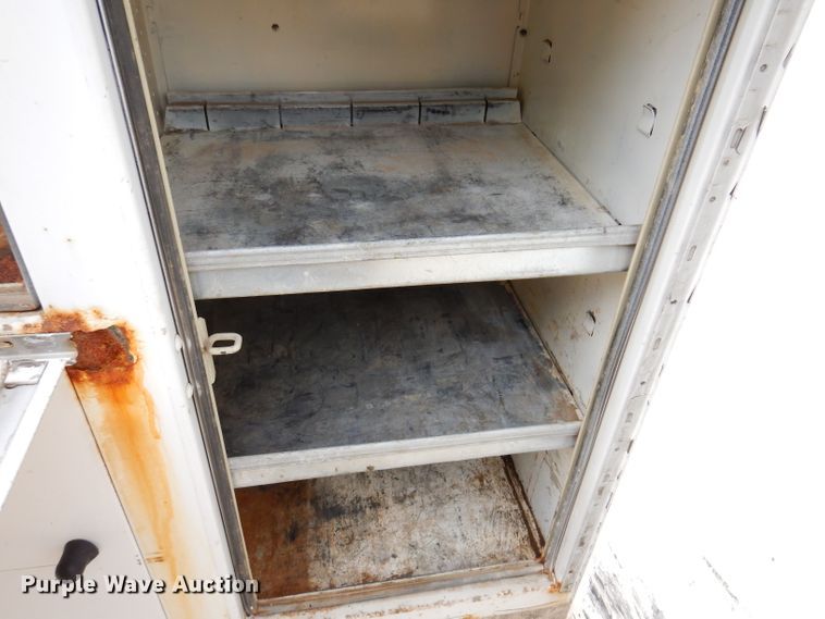 image for item IN9979 2006 Ford F550  utility / service truck