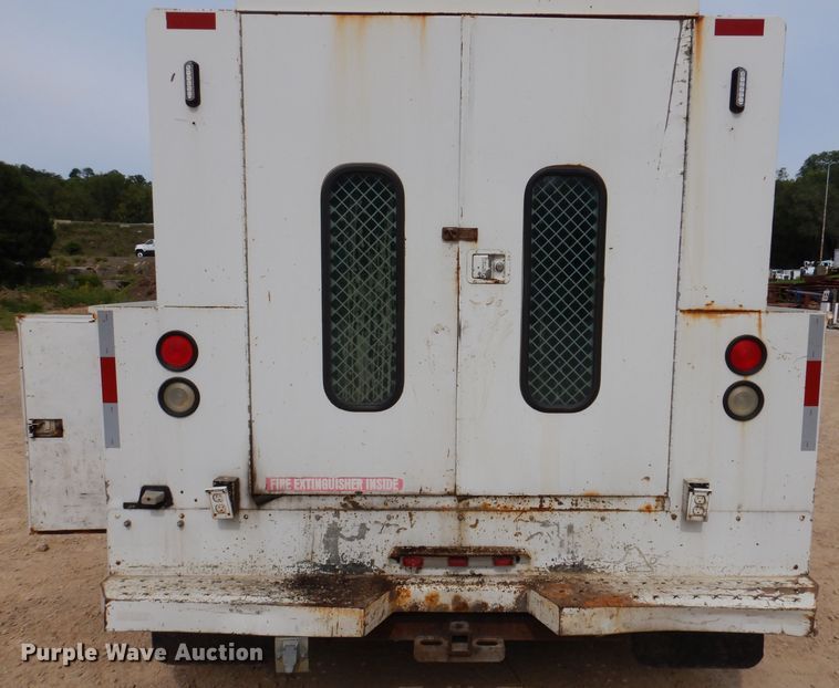 image for item IN9979 2006 Ford F550  utility / service truck