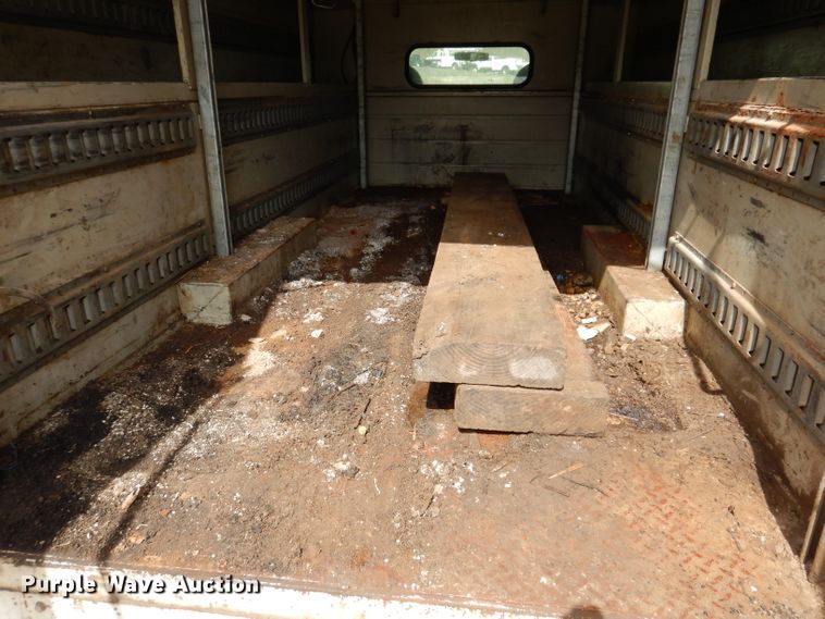 image for item IN9979 2006 Ford F550  utility / service truck