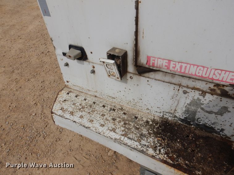 image for item IN9979 2006 Ford F550  utility / service truck