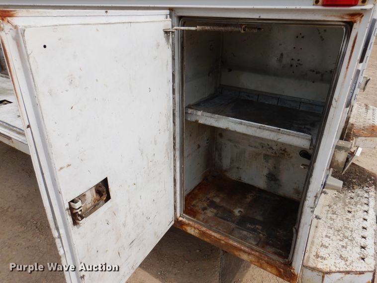 image for item IN9979 2006 Ford F550  utility / service truck