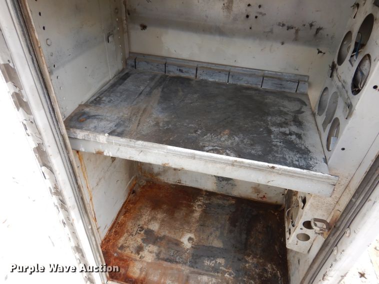 image for item IN9979 2006 Ford F550  utility / service truck