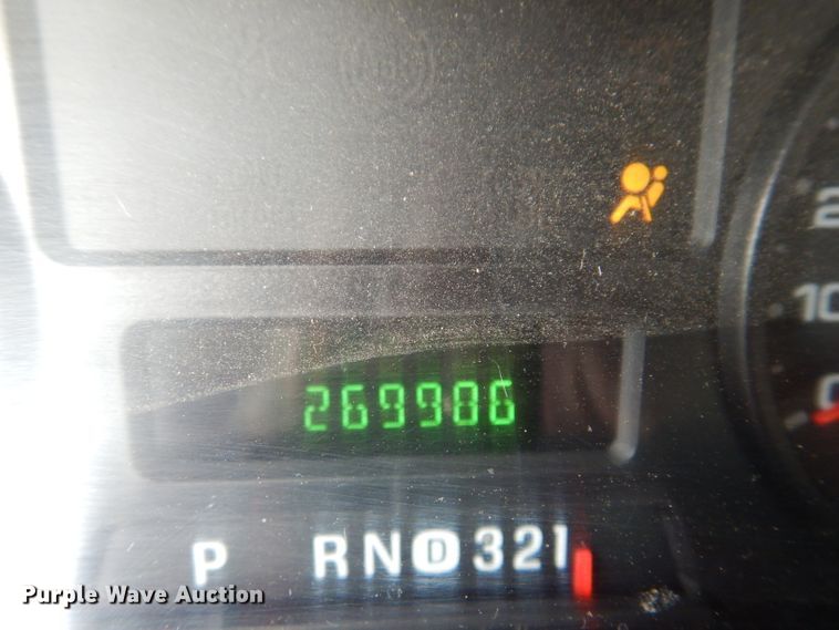 image for item IN9979 2006 Ford F550  utility / service truck