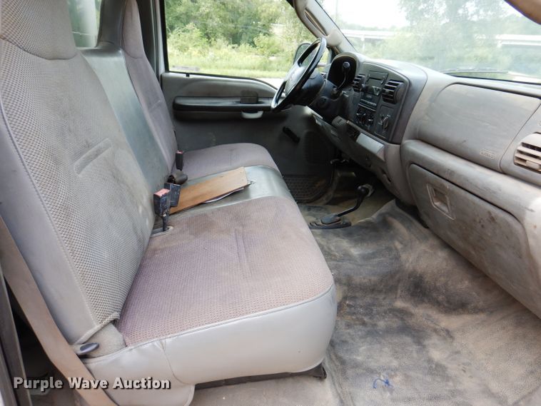 image for item IN9979 2006 Ford F550  utility / service truck