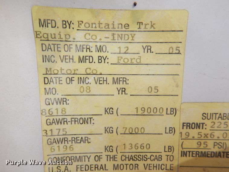 image for item IN9979 2006 Ford F550  utility / service truck