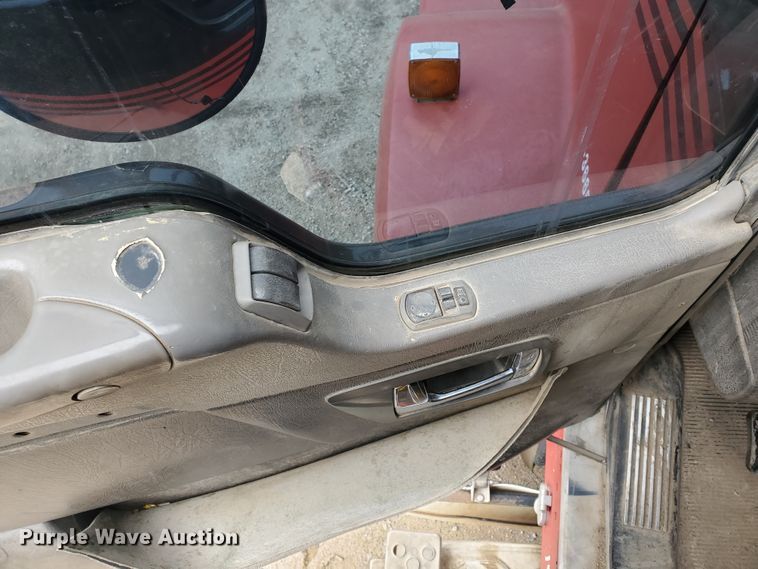 image for item IT9827 2009 Kenworth T800  semi truck