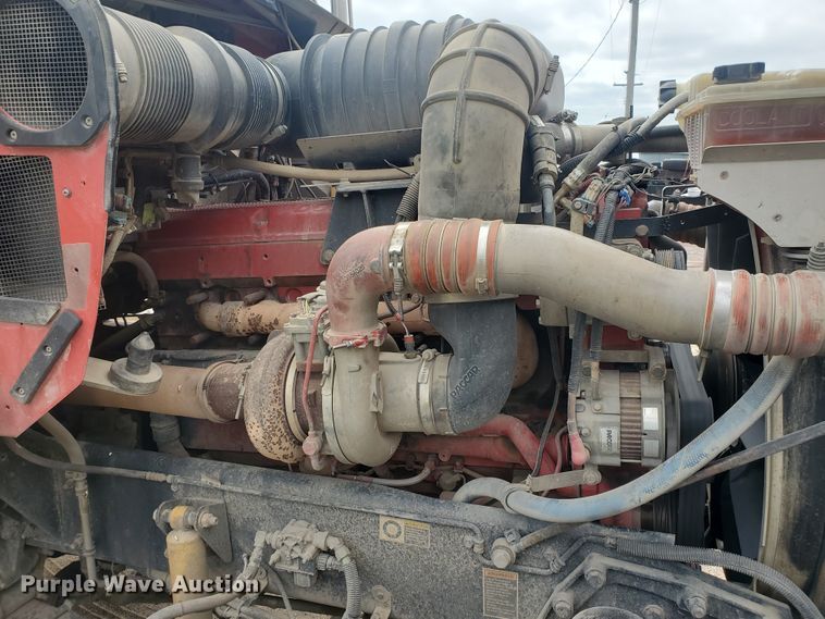 image for item IT9827 2009 Kenworth T800  semi truck