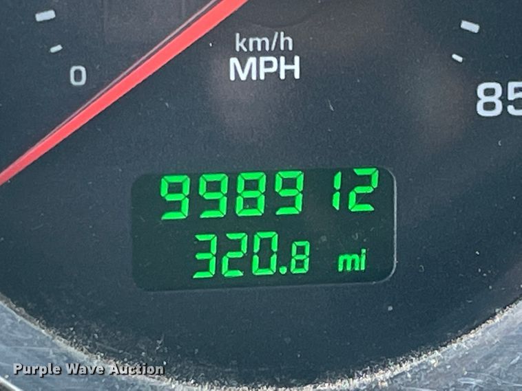 image for item JQ9715 2007 Kenworth T800  semi truck