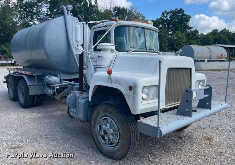 image for item JQ9740 1980 Mack DM686S  water truck