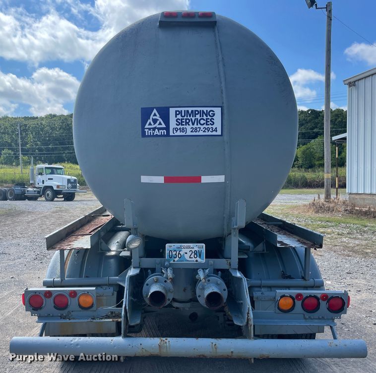 image for item JQ9740 1980 Mack DM686S  water truck