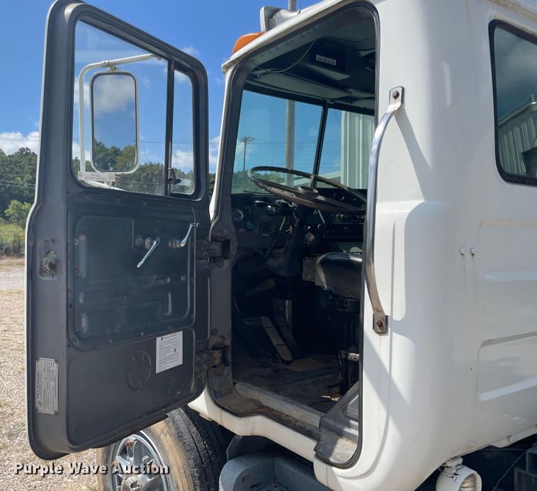 image for item JQ9740 1980 Mack DM686S  water truck