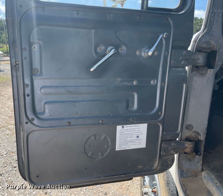 image for item JQ9740 1980 Mack DM686S  water truck