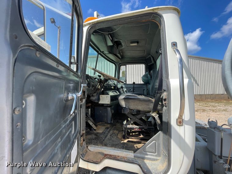 image for item JQ9740 1980 Mack DM686S  water truck